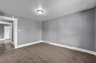 1641 E 70th St, Loveland, OH 44103 - Photo 23