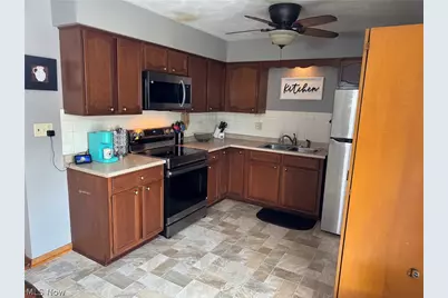 711 E Montgomery Street, Marietta, OH 45750 - Photo 15