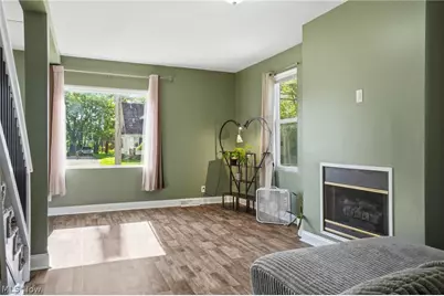 521 High Street, Fairport Harbor, OH 44077 - Photo 5