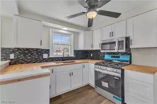 8195 N Palmyra Rd, Canfield, OH 44406 - Photo 9