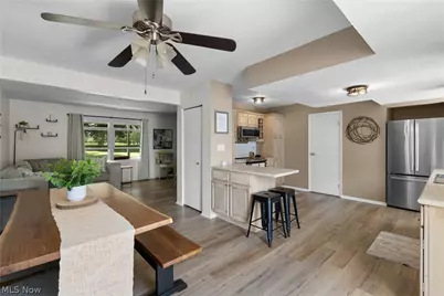 3954 Townhouse Lane, Uniontown, OH 44685 - Photo 5