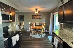 693 Hollywood Ave, Sheffield, OH 44054 - Photo 15