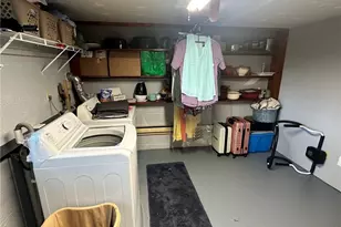 693 Hollywood Ave, Sheffield, OH 44054 - Photo 29