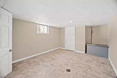 153 Henry Street, Bedford, OH 44146 - Photo 17