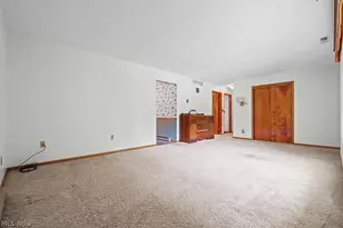 8000 Parks Ave NE, Alliance, OH 44601 - Photo 7
