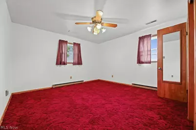 8000 Parks Avenue NE, Alliance, OH 44601 - Photo 11