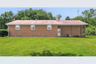 8000 Parks Avenue NE, Alliance, OH 44601 - Photo 3