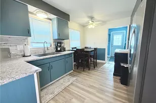 32125 Densmore Rd, Willowick, OH 44095 - Photo 7