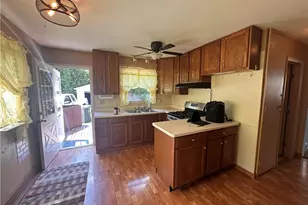 146 Berkley St, Akron, OH 44305 - Photo 9