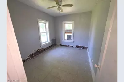 1381 E 84 Street, Loveland, OH 44103 - Photo 23