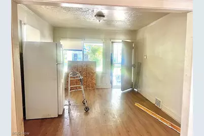 11013 Notre Dame Avenue, Loveland, OH 44104 - Photo 3