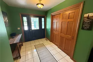 238 Edgemore St NE, Sugarcreek, OH 44681 - Photo 3