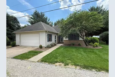 238 Edgemore Street NE, Sugarcreek, OH 44681 - Photo 43