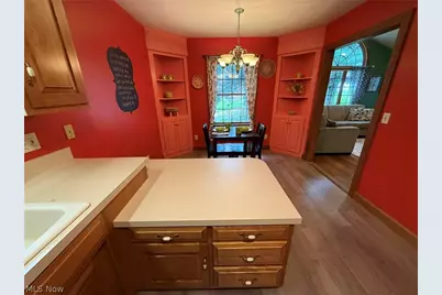 238 Edgemore Street NE, Sugarcreek, OH 44681 - Photo 13