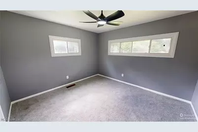 4174 Burkey Road, Austintown, OH 44515 - Photo 11