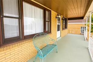 427 Logan Ave, Mingo Junction, OH 43938 - Photo 5