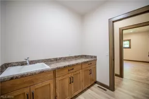453 Shane Ave, Waynesburg, OH 44688 - Photo 33
