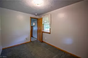 3063 Diamond St NE, Canton, OH 44721 - Photo 11