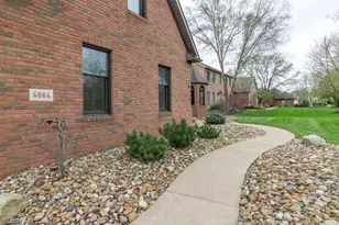 4864 Armandale Ave NW, Canton, OH 44718 - Photo 3