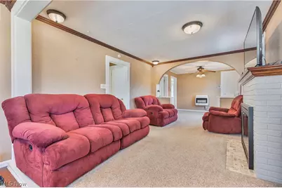 3102 25th Street SE, Canton, OH 44707 - Photo 7