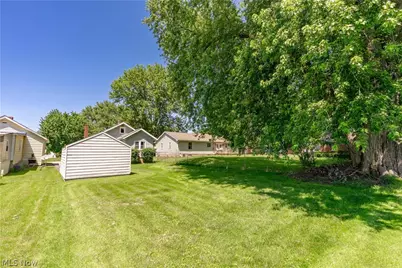 3102 25th Street SE, Canton, OH 44707 - Photo 31
