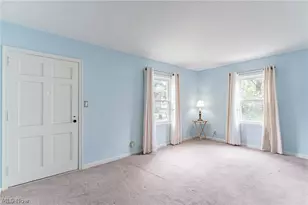 598 Morningview Ave, Akron, OH 44305 - Photo 3