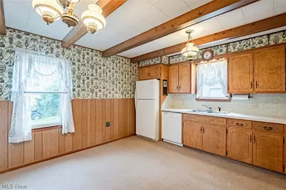 598 Morningview Avenue, Akron, OH 44305 - Photo 5