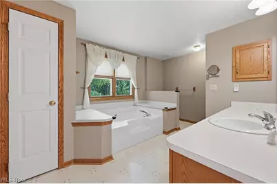 11747 Spencer Mills Road, Spencer, OH 44275 - Photo 5