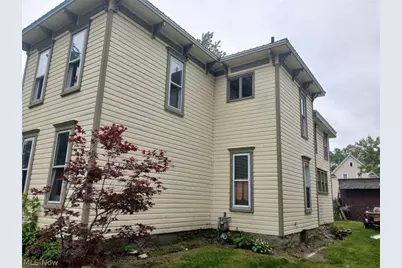 247 Whitney Street, Conneaut, OH 44030 - Photo 3