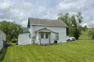 416 Broadway St, Bowerston, OH 44695 - Photo 11