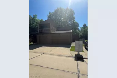 131 Kimrose Lane, Grandview Heights, OH 44147 - Photo 3