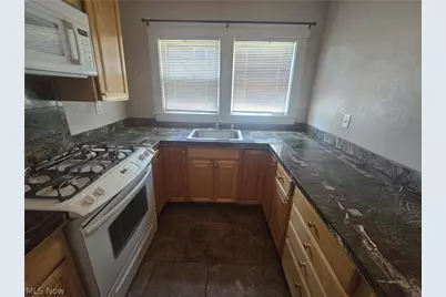 2424 Elm Street, Youngstown, OH 44505 - Photo 19