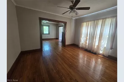 2424 Elm Street, Youngstown, OH 44505 - Photo 15