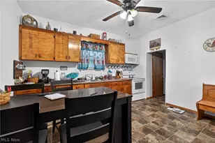 1403 Baird Ave, Cambridge, OH 43725 - Photo 7