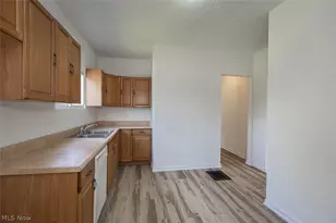 15009 Miles Ave, Loveland, OH 44128 - Photo 13