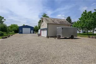 372 Park Ave. SW, Bolivar, OH 44612 - Photo 3