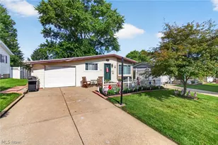 555 Standish St NW, Massillon, OH 44647 - Photo 3