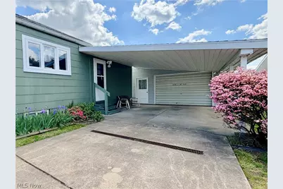 805 Pomeroy Pike, Belpre, OH 45714 - Photo 3