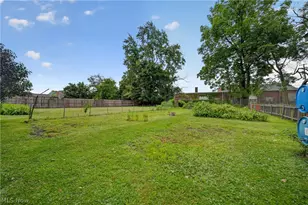1936 E 45th St, Ashtabula, OH 44004 - Photo 9