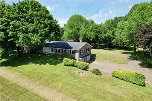 6025 California Ave, Louisville, OH 44641 - Photo 3