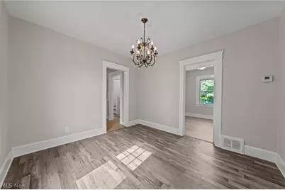14509 Darley Avenue, Loveland, OH 44110 - Photo 9
