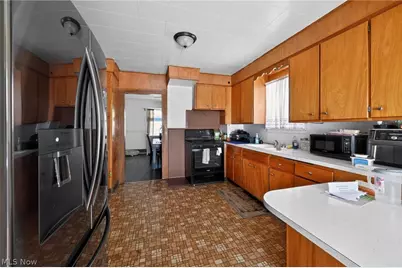 347 E Judson Avenue, Youngstown, OH 44507 - Photo 9