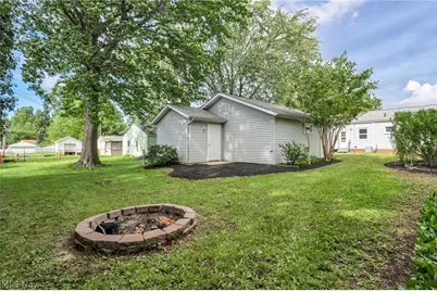 1720 Empire Road, Wickliffe, OH 44092 - Photo 9
