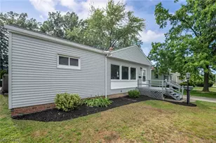 1720 Empire Rd, Wickliffe, OH 44092 - Photo 3