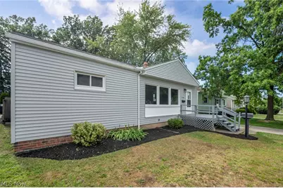 1720 Empire Road, Wickliffe, OH 44092 - Photo 3