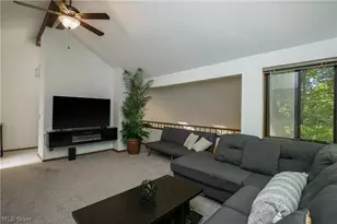 2153 Pinebrook Trail, Cuyahoga Falls, OH 44223 - Photo 35