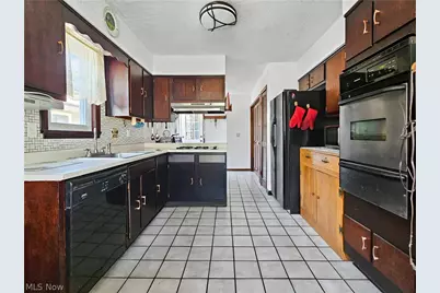 294 Plymouth Road, Eastlake, OH 44095 - Photo 7