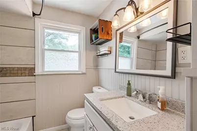 4257 Selkirk Avenue, Austintown, OH 44511 - Photo 13