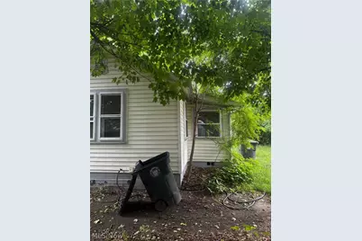 901 Munson Street, Akron, OH 44305 - Photo 3
