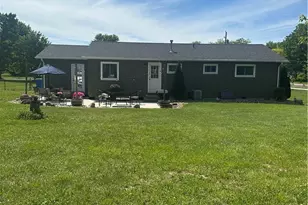 7825 Lester Dr, Leroy, OH 44077 - Photo 5
